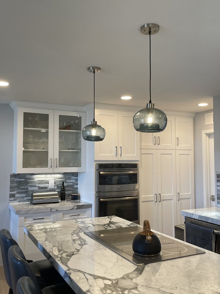 Kitchen island lighting
